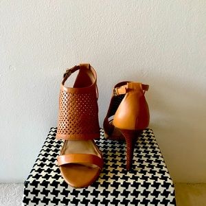 Woven leather stilettos